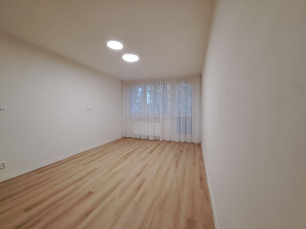 2+1 Frýdek-Místek, Bezručova